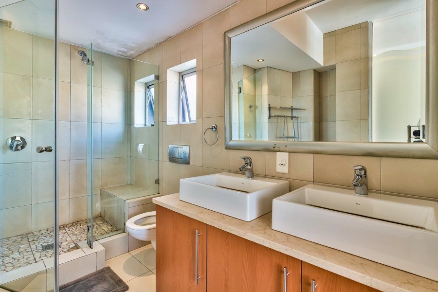 2 Bedroom Property for Sale in Cape Town City Centre Western Cape